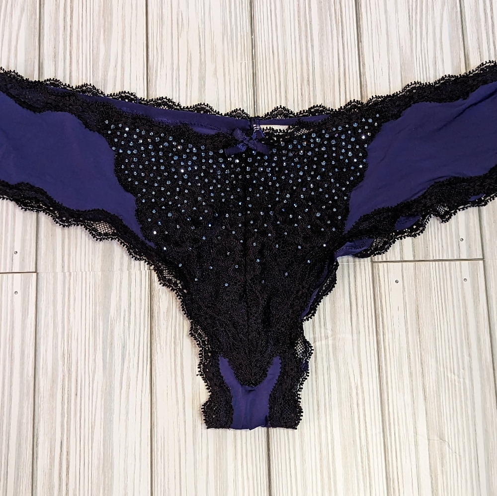 VS Dream Angels Cheeky Panty